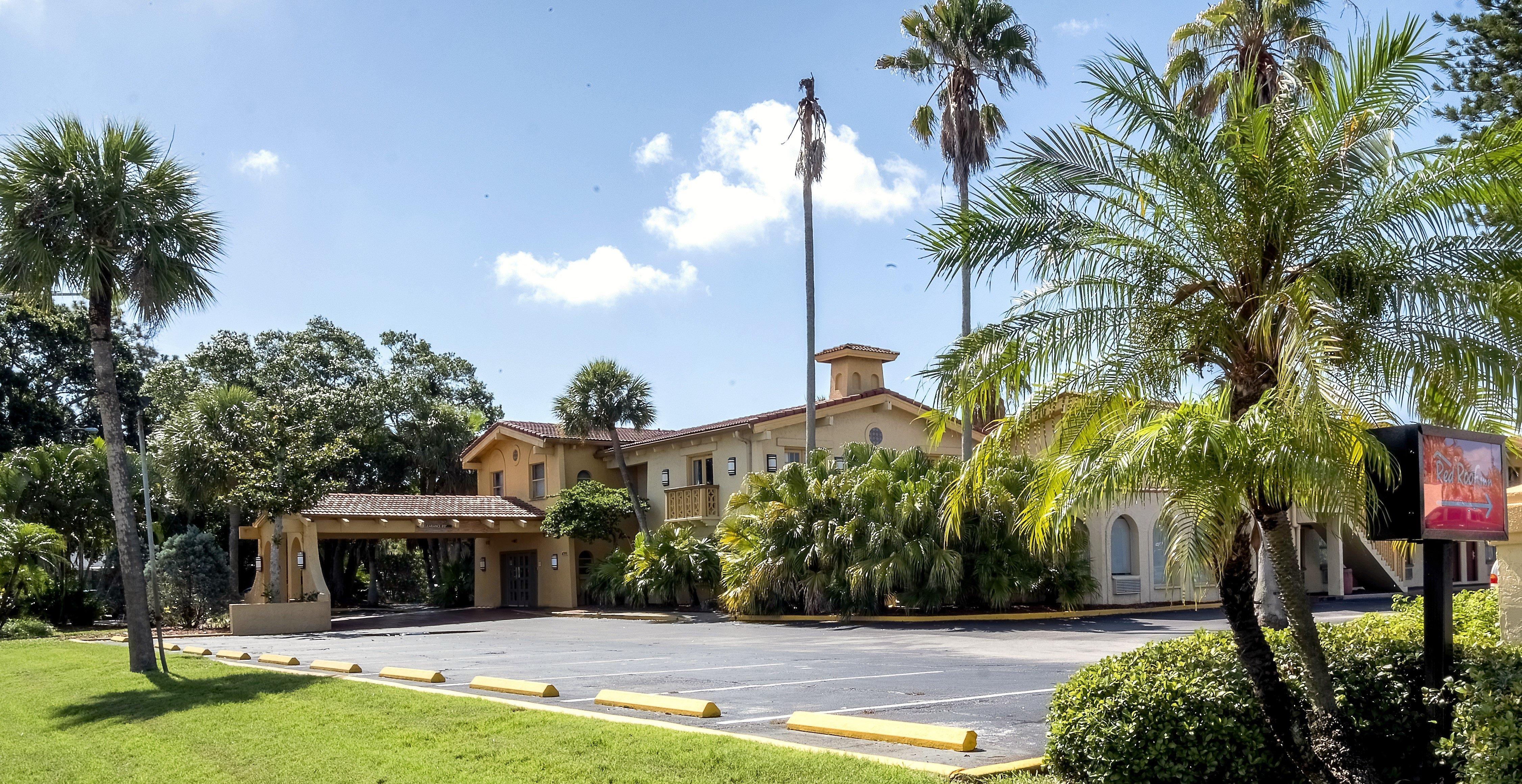 Red Roof Inn Tampa Bay - San Petersburgo Exterior foto