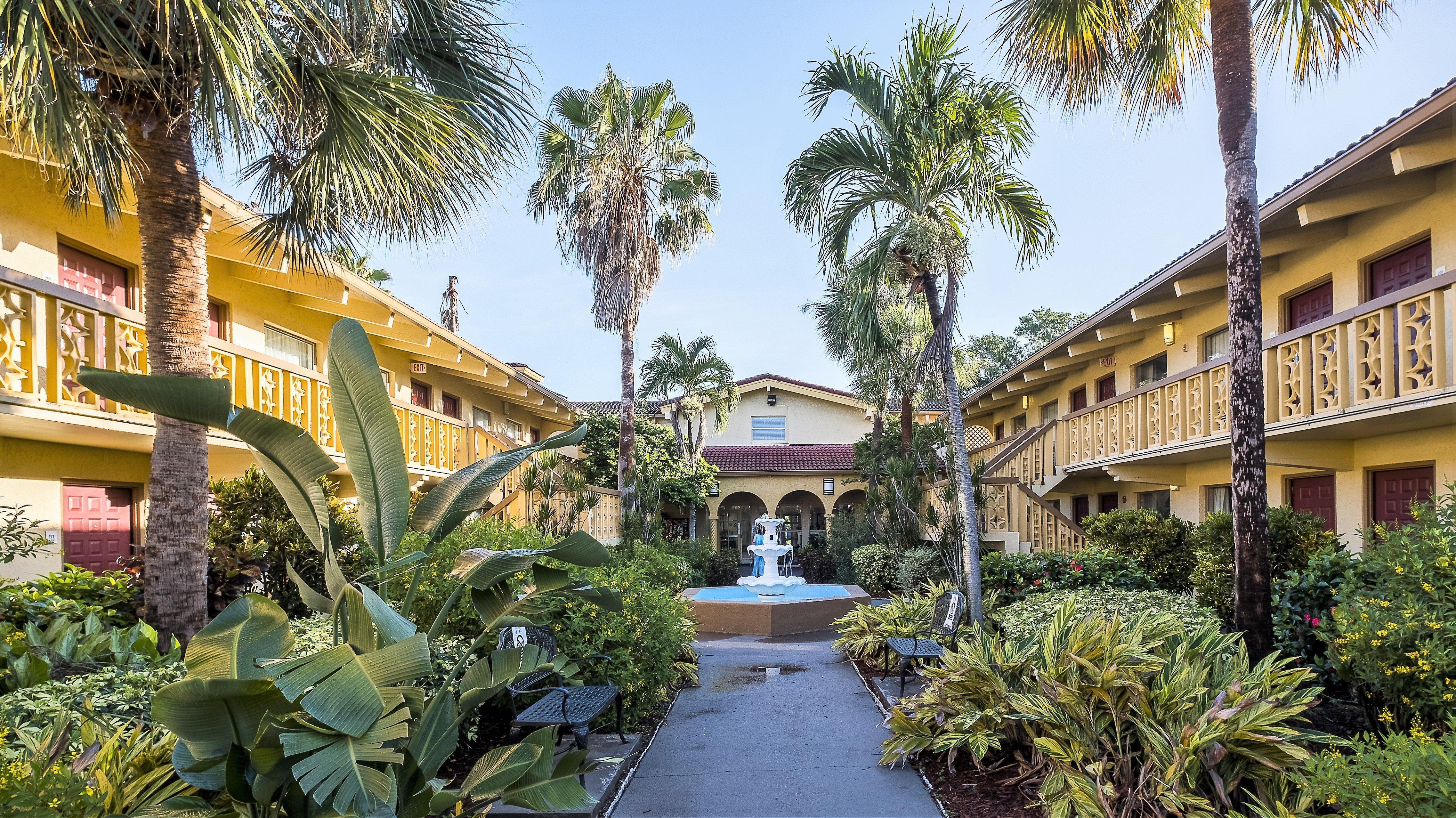 Red Roof Inn Tampa Bay - San Petersburgo Exterior foto